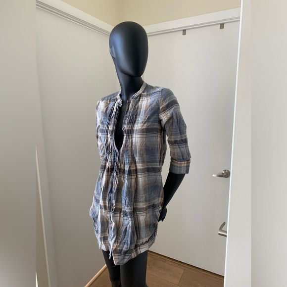 Plaid Long Button-Down Shirt - Picture 2 of 7